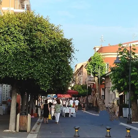 Dimora Degli Enotri Bed & Breakfast 3*